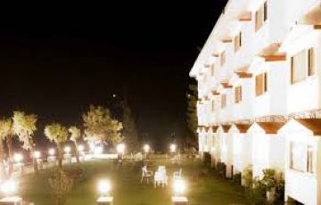 Memorable 4 Days 3 Nights Shimla Offbeat Trip Package