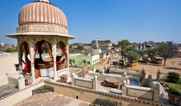 6 Days 5 Nights Jaipur, Bikaner, Pushkar and Mandawa Friends Vacation Package
