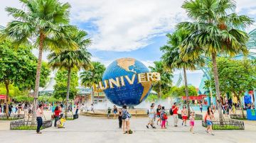 Beautiful 6 Days Singapore Shopping Holiday Package