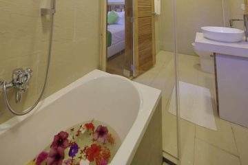 4 Days MUMBAI to MALDIVE Beach Tour Package