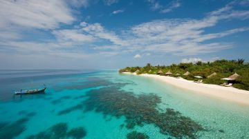 4 Days MUMBAI to MALDIVE Beach Tour Package