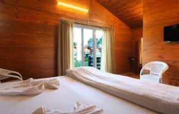 Ecstatic 4 Days Delhi to Goa Honeymoon Trip Package