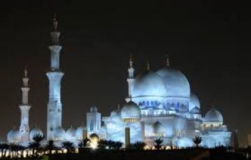 Beautiful 6 Days Delhi to Dubai Luxury Vacation Package