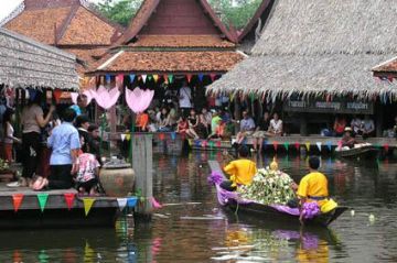 5 Days 4 Nights Pattaya City Lake Tour Package