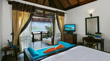 Pleasurable 4 Days 3 Nights Hulhumal Romance Vacation Package