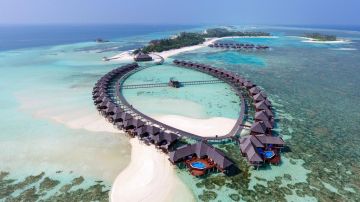 Pleasurable 4 Days 3 Nights Hulhumal Romance Vacation Package