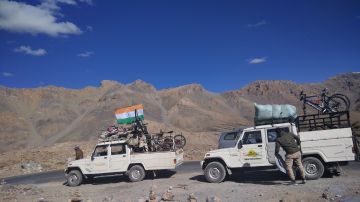 Ladakh Bike Tour in 6 Days Ladakh Bike Tour in 6 Days