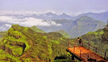 2 Days 1 Night Pratapgad Waterfall Vacation Package