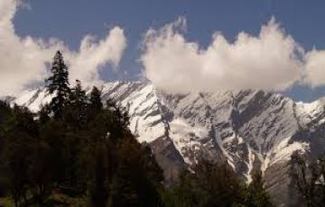 Memorable Manali Weekend Getaways Tour Package for 3 Days 2 Nights from Delhi