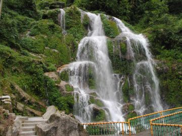 Experience 5 Days Darjeeling to Gangtok Nature Vacation Package