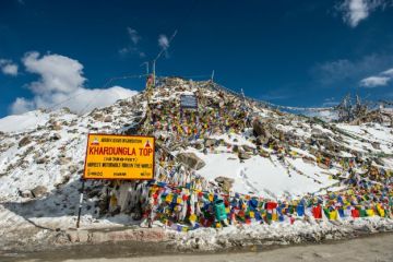 Beautiful 5 Days 4 Nights KHARDONGLA TOP Honeymoon Trip Package
