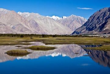 6 Days 5 Nights Leh, PANGONG LAKE and NUBRA VALLEY Temple Holiday Package