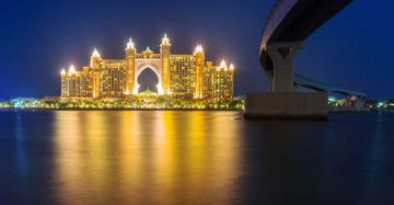 Experience Abu Dhabi Tour Package for 4 Days from Dubai