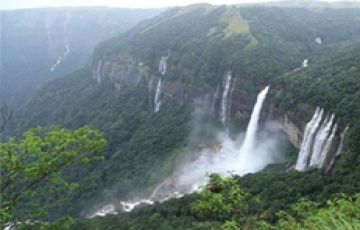 Amazing 7 Days Guwahati to Cherrapunjee Wildlife Vacation Package