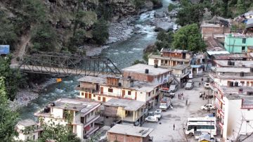 Memorable 6 Days Delhi to Guptkashi Offbeat Tour Package