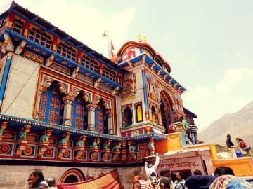 Heart-warming 3 Days Haridwar to Badrinath Family Holiday Package