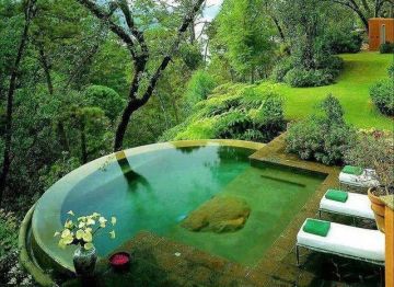 Kerala - Munnar and Alleppey Charm - Honeymoon Special