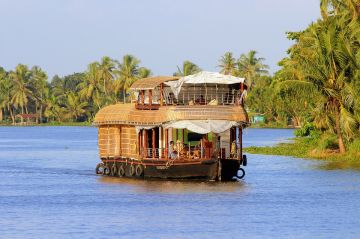 Family Getaway 8 Days Alleppey Romantic Trip Package