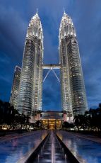 Pleasurable 4 Days Kuala Lumpur and Genting Highlands Temple Tour Package