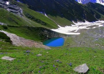 3 Days Manali, Solang Valley, Beas Kund with Dundi Tour Package