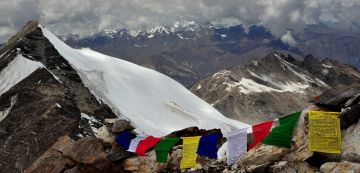 4 Days 3 Nights Manali to Chanderkhani Pass Waterfall Vacation Package