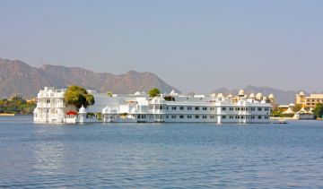 Experience 10 Days Jaipur Romantic Trip Package