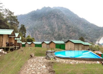 Ecstatic 2 Days Rishikesh Trek Holiday Package