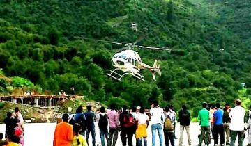 Amazing 3 Days 2 Nights Srinagar Romantic Holiday Package