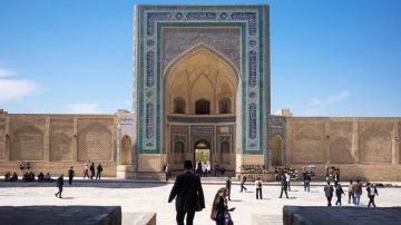 Memorable 6 Days 5 Nights Samarkand Friends Holiday Package