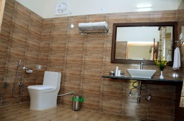 Family Getaway 3 Days 2 Nights Chambal River Luxury Vacation Package