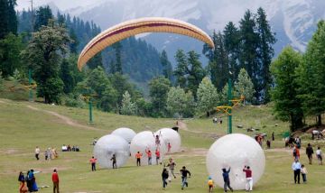 4 Days 3 Nights Delhi to Manali Culture and Heritage Vacation Package
