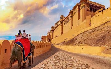 5 Days 4 Nights Delhi to Jaipur Desert Trip Package