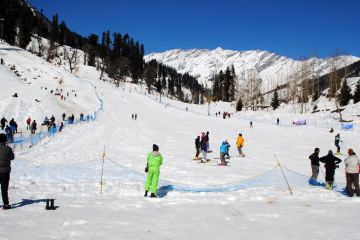 Amazing Manali Hill Stations Tour Package for 5 Days 4 Nights from Delhi