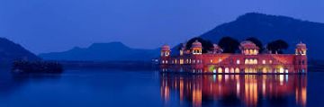 Magical Delhi Agra Jaipur Luxury Tour Package for 5 Days from Delhi
