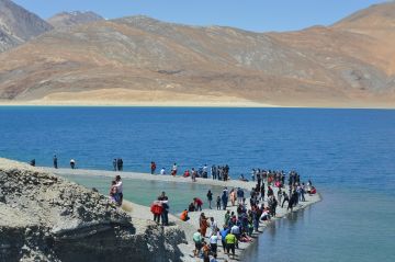 Experience 8 Days Delhi to Leh Ladakh Massage Trip Package