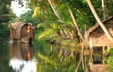 Amazing 5 Days Munnar, Thekkady, Alleppey and Cochin Family Vacation Package