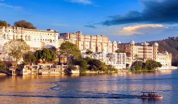 8 Days 7 Nights Udaipur Resort Tour Package