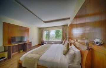 Ecstatic 5 Days 4 Nights Leh Friends Trip Package