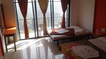 Pleasurable 4 Days 3 Nights Pratap Garh Fort Family Vacation Package