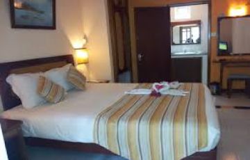 Pleasurable 5 Days Delhi to Goodlands Romantic Vacation Package