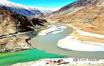 5 Days Leh, NUbra, Pangong and Kardongla Walking Holiday Package