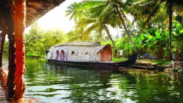Family Getaway 4 Days 3 Nights Cochin with Alleppey Tour Package