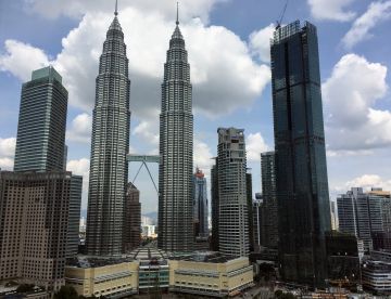 Heart-warming 4 Days New Delhi to Kuala Lumpur Holiday Package