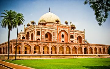 Beautiful 7 Days 6 Nights Delhi Historical Places Tour Package