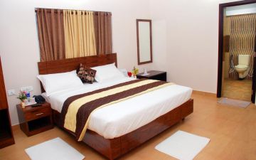 4 Days 3 Nights Ooty to Pykara Trip Package