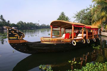 Family Getaway 4 Days Cochin to Alleppey Vacation Package