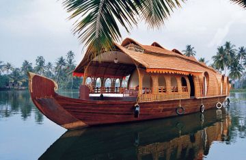 Family Getaway 4 Days Cochin to Alleppey Vacation Package