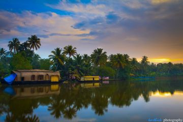 Family Getaway 8 Days Trivandrum to Munnar Holiday Package