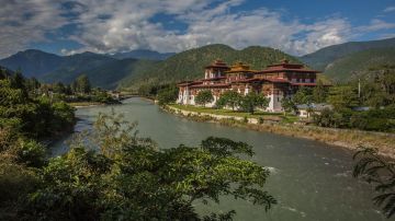 Experience 7 Days Thimphu, Punakha Bhutan and Paro Tour Package