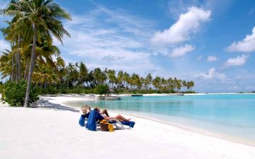 Experience 4 Days Male Tour Package